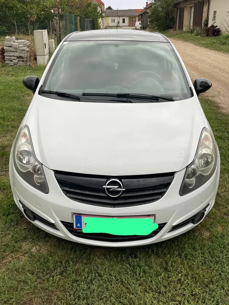 Opel Corsa 2010 photo 2