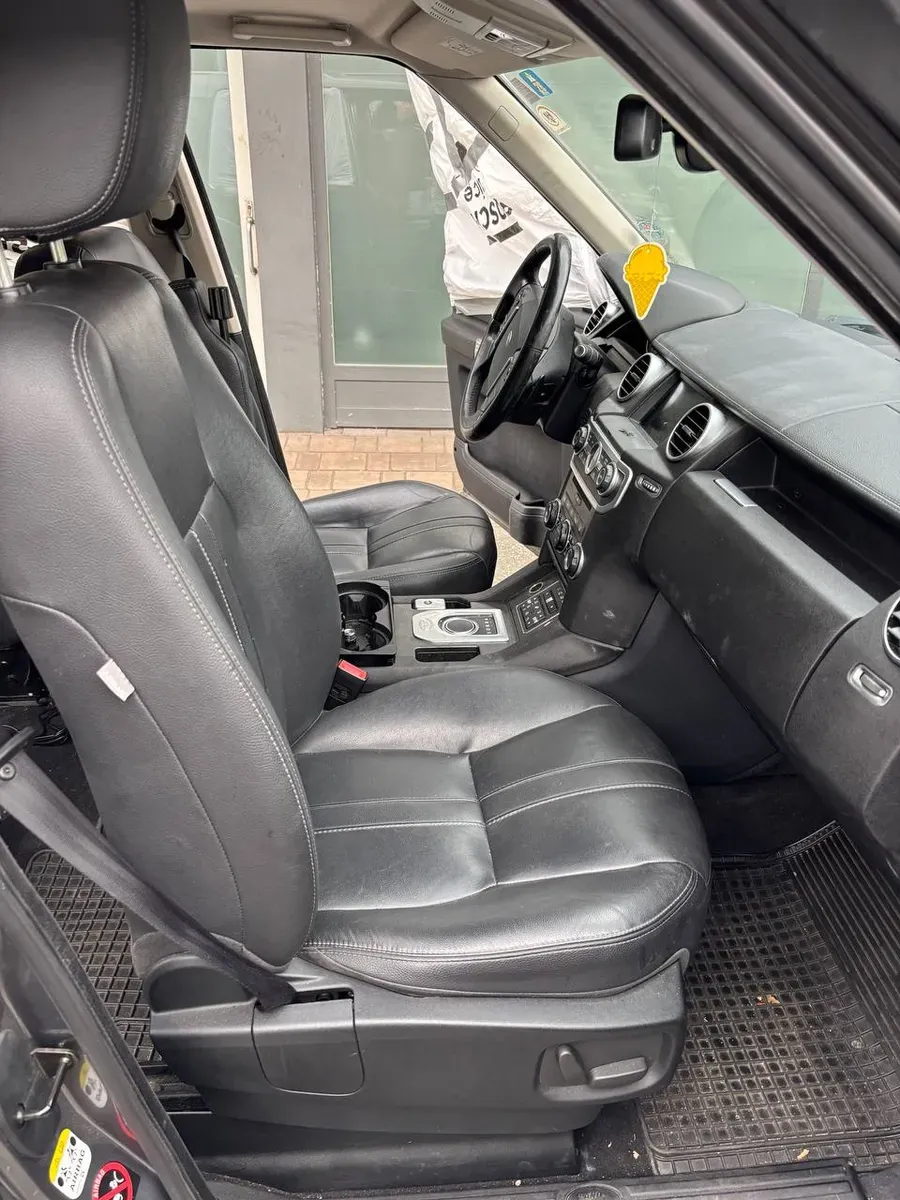 Land Rover Discovery 4 2017 photo 3