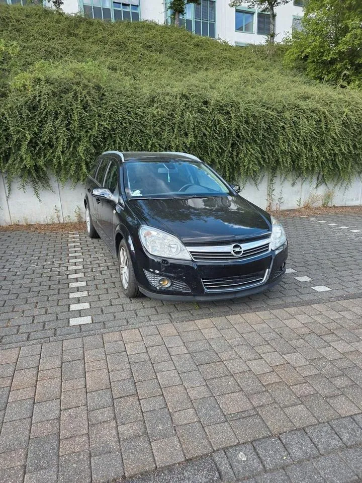 Opel Astra H