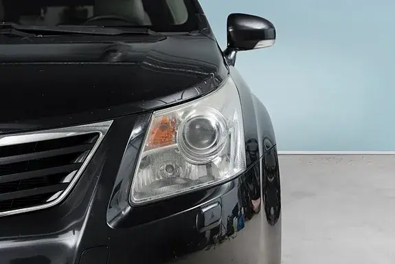 Toyota Avensis 2010 photo 4