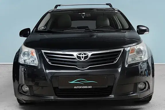 Toyota Avensis 2010 photo 3