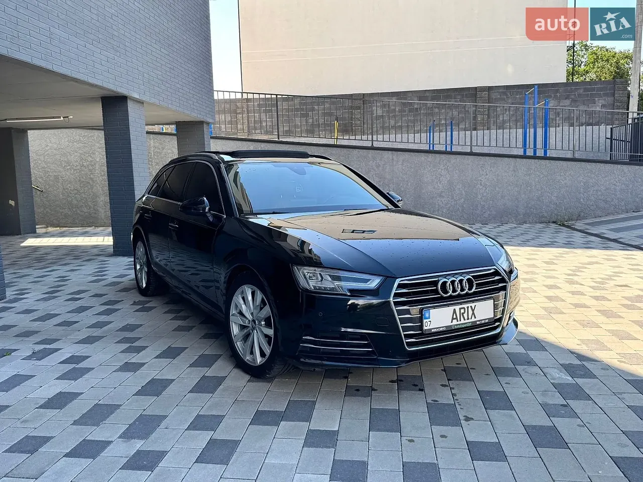 Audi A4 2016 photo 4