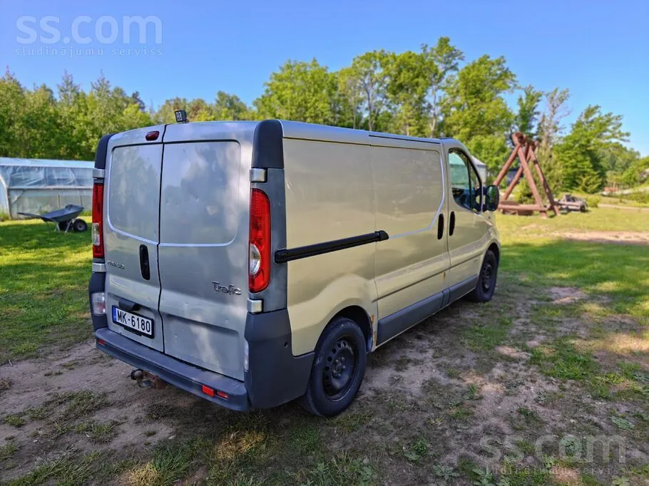 Renault Trafic 2008 photo 2
