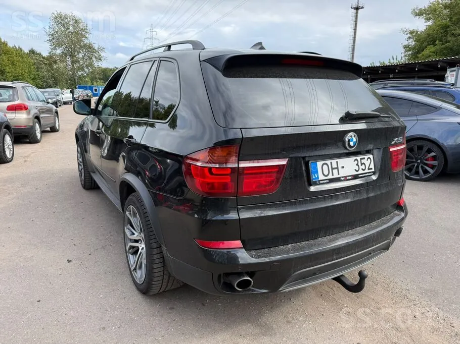 BMW X5 2010 photo 5