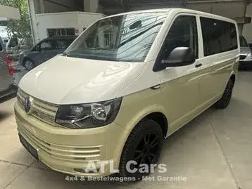 Volkswagen Transporter 2017 photo 2