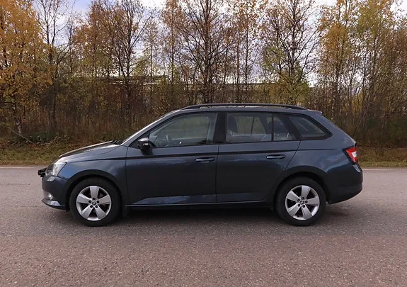 Skoda Fabia 2018 photo 2