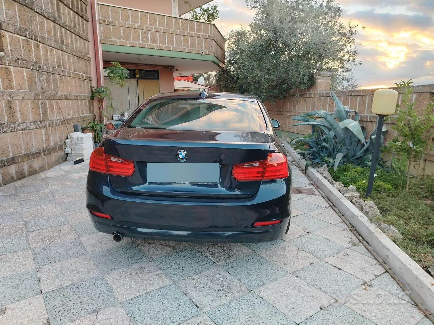 BMW 318D 2014 photo 3
