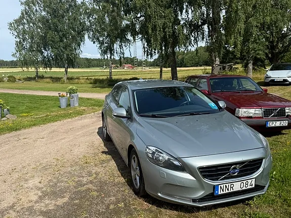 Volvo V40 2014 photo 4