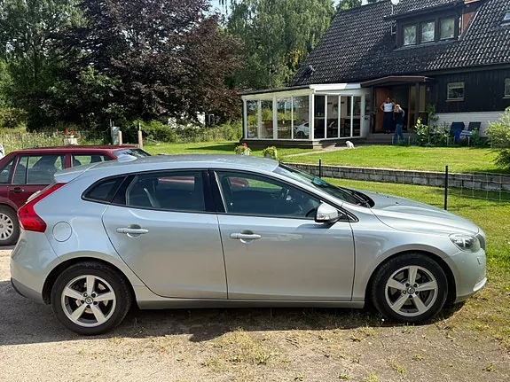 Volvo V40 2014 photo 3
