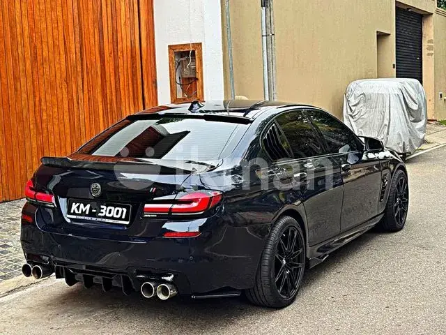 BMW 523I 2010 photo 4