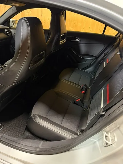 Mercedes-Benz A180 2014 photo 5