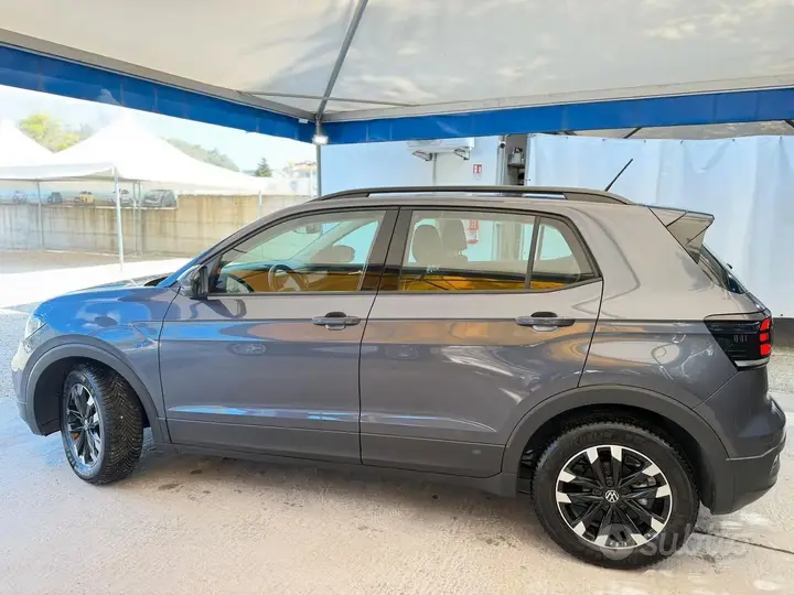 Volkswagen T-Cross 2023 photo 3