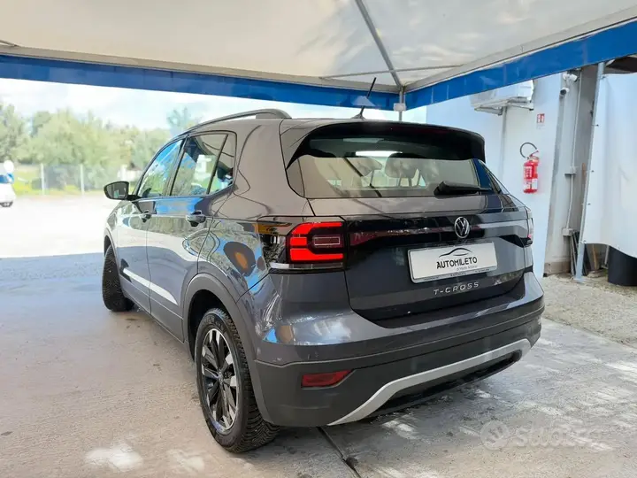Volkswagen T-Cross 2023 photo 2