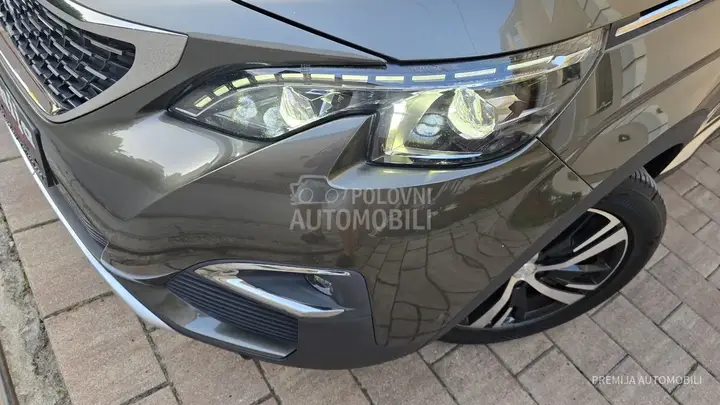 Peugeot 3008 2020 photo 4