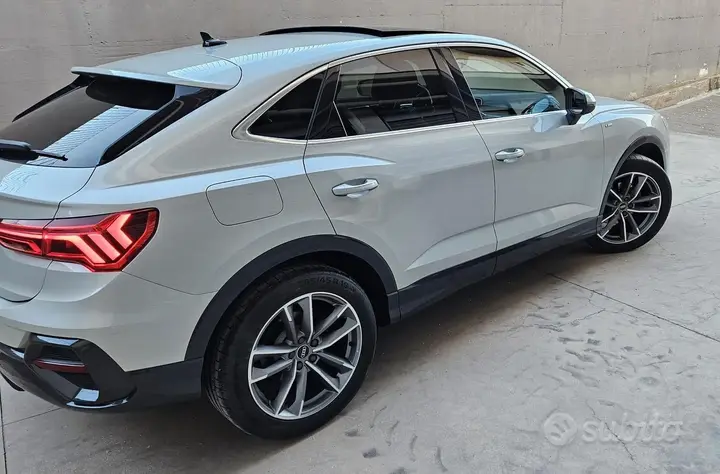 Audi Q3 2020 photo 2