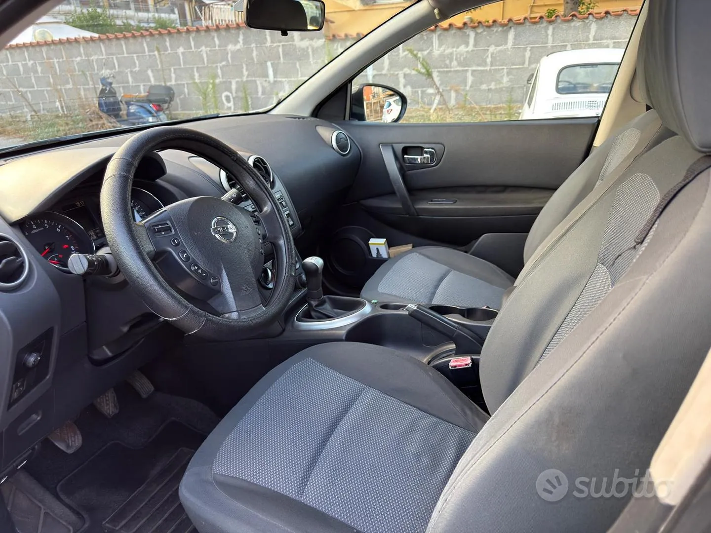 Nissan Qashqai 2010 photo 5