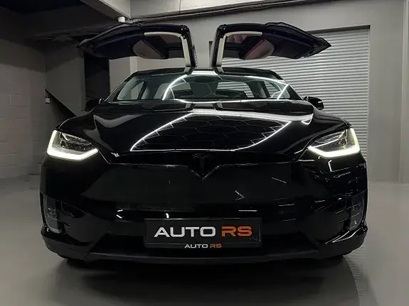Tesla Model X 2019 photo 2