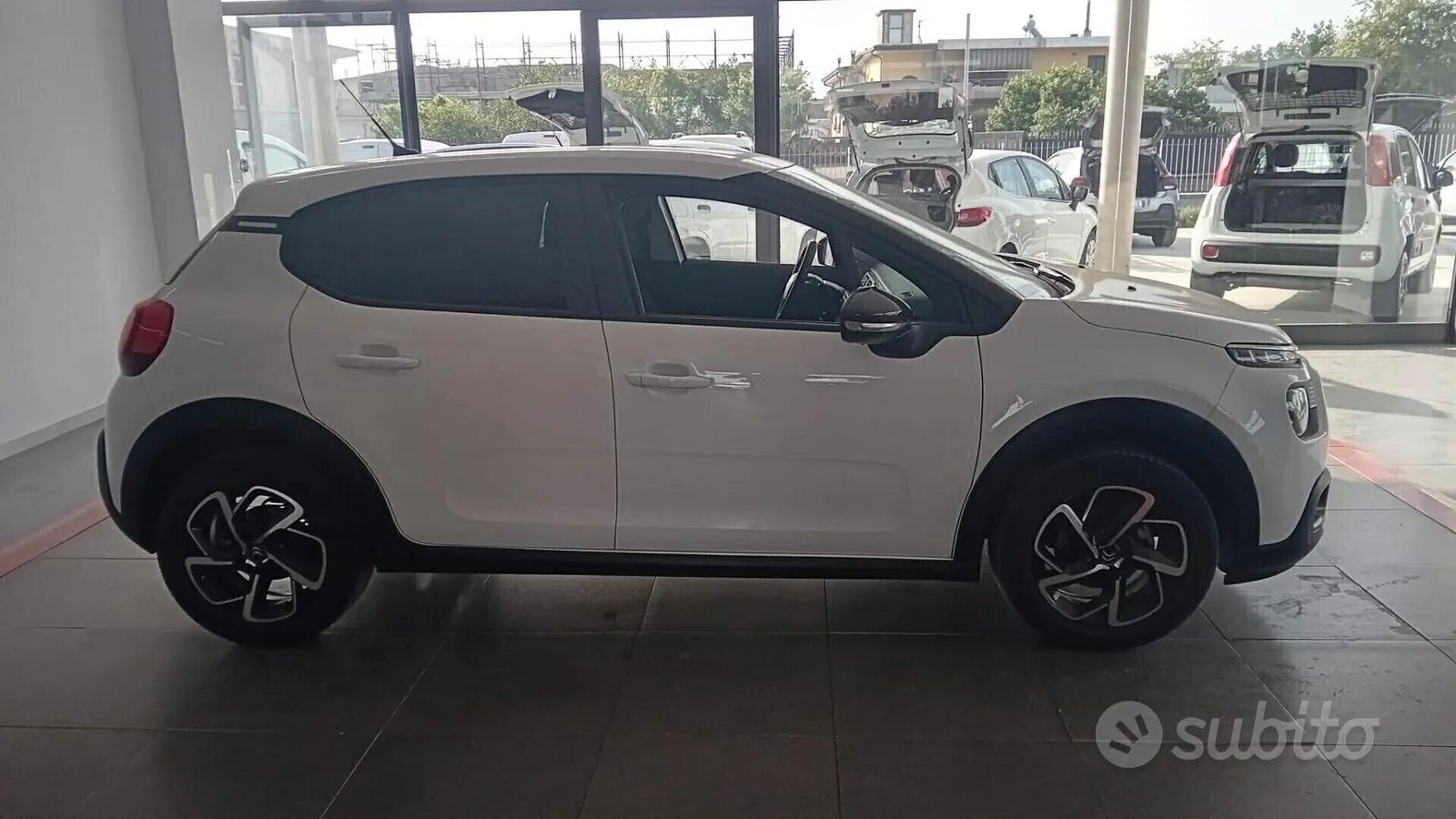 Citroen C3 2023 photo 3