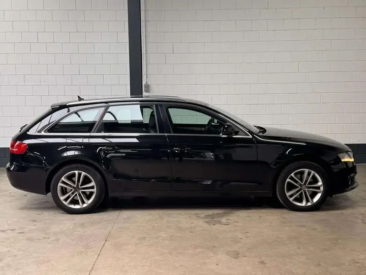 Audi A4 2008 photo 4
