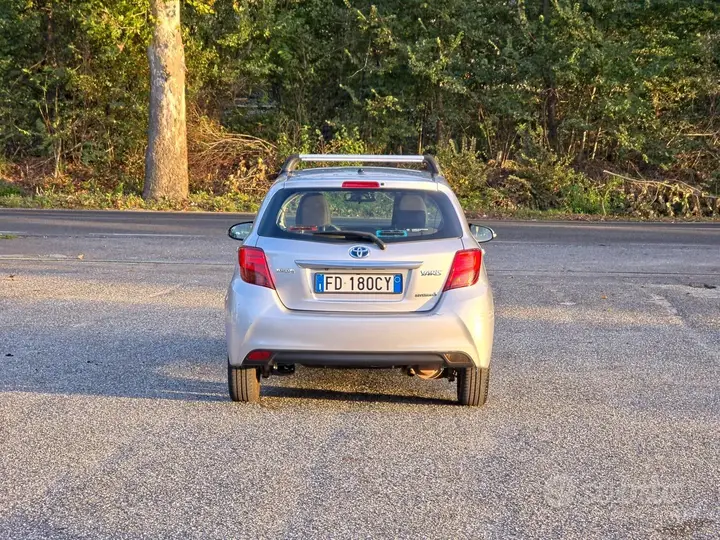 Toyota Yaris 2016 photo 4