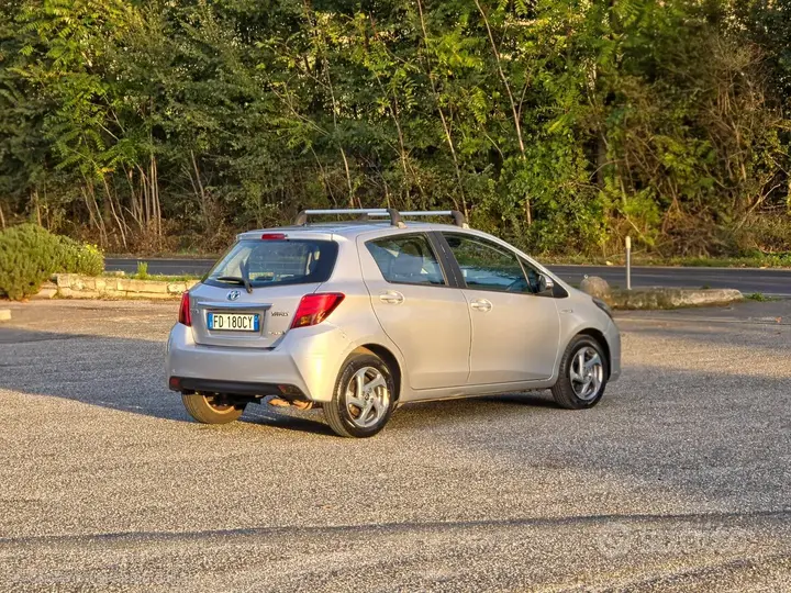 Toyota Yaris 2016 photo 5