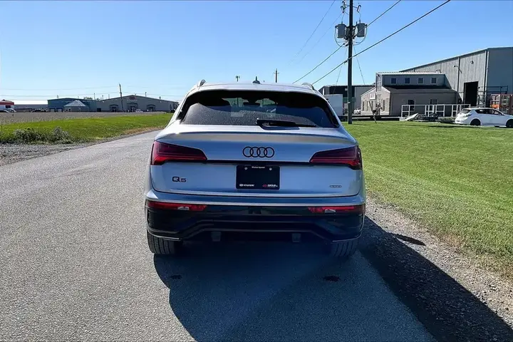 Audi Q5 2025 photo 5