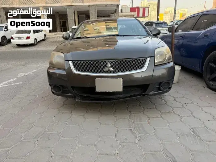 Mitsubishi Galant 2012 photo 3