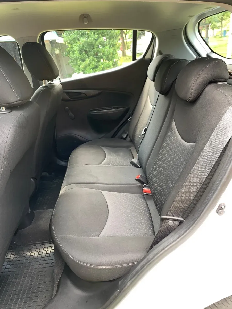 Opel Karl 2016 photo 3