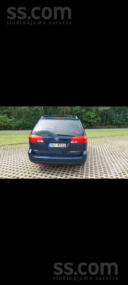 Toyota Sienna 2004 photo 4