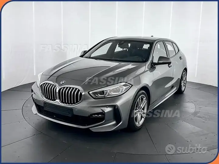 BMW 1 Series 2024 photo 3