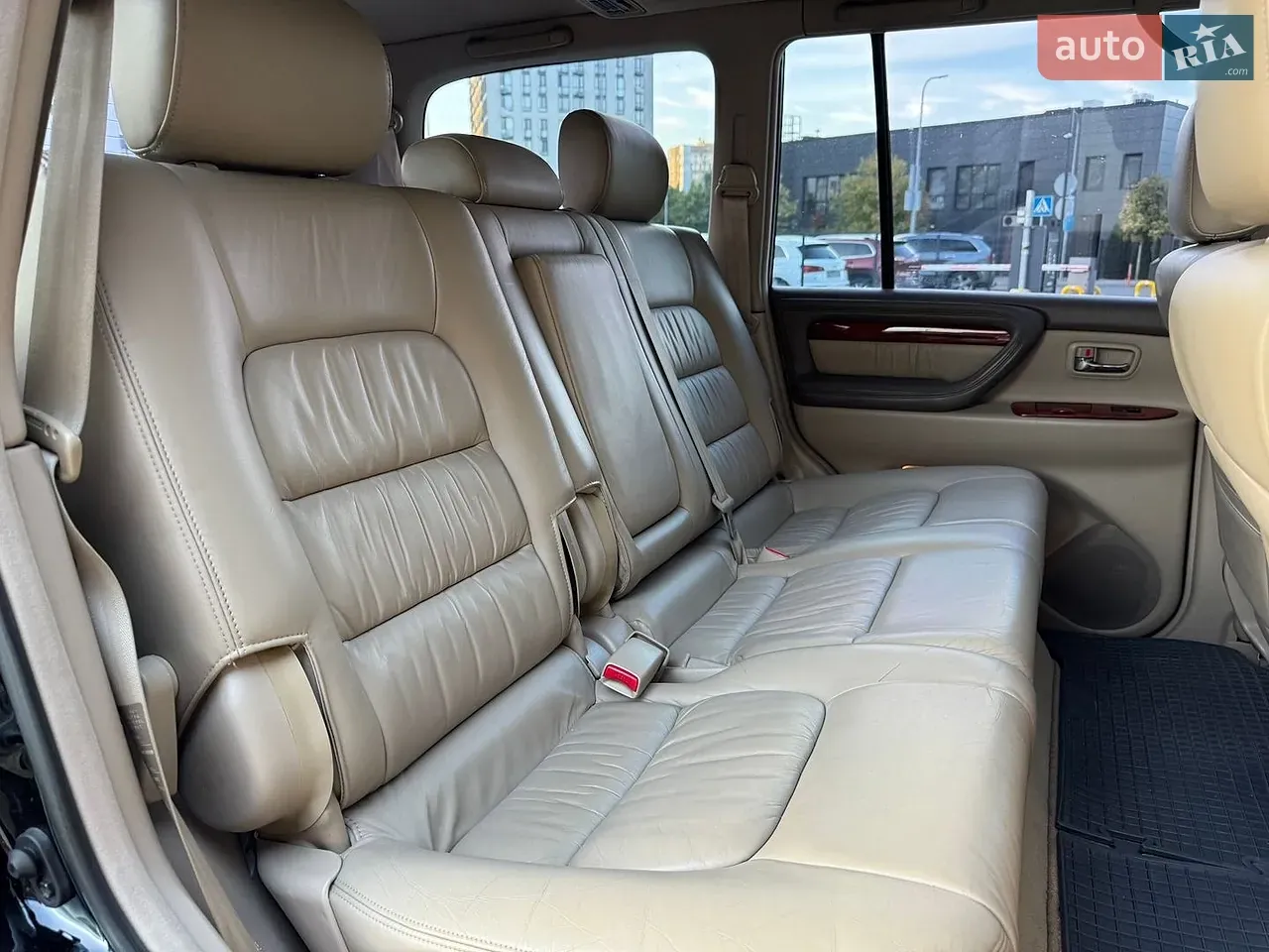 Lexus Lx 1999 photo 3