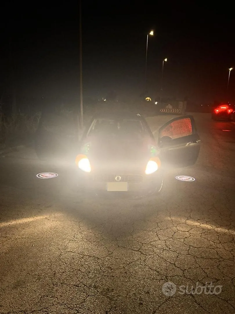 Fiat Grande Punto 2007 photo 4