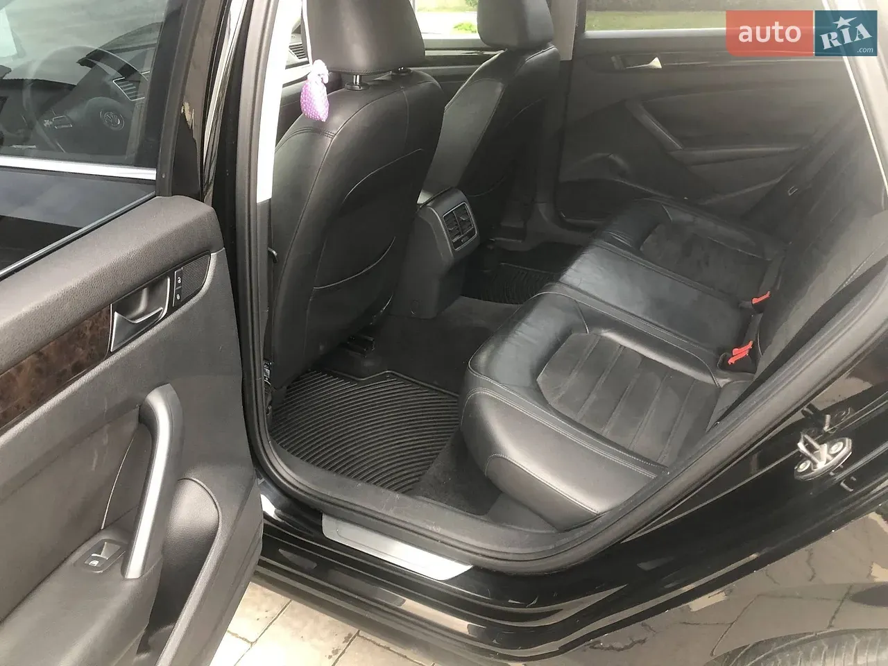 Volkswagen Passat 2013 photo 3