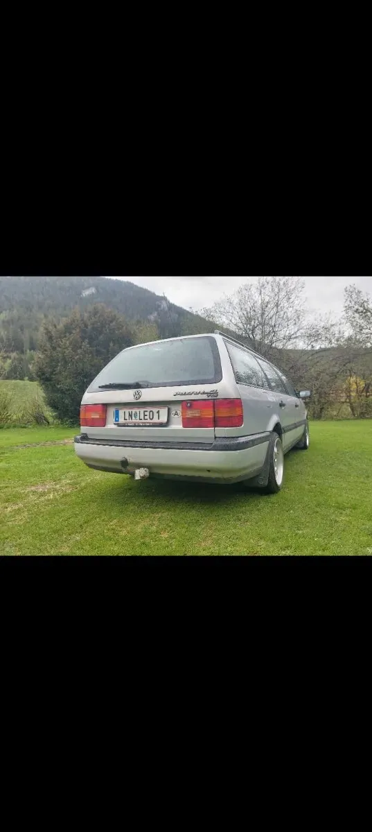 Volkswagen Passat 1994 photo 2