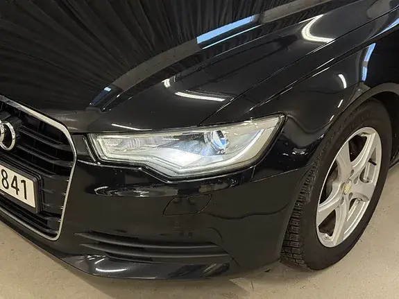 Audi A6 2012 photo 2