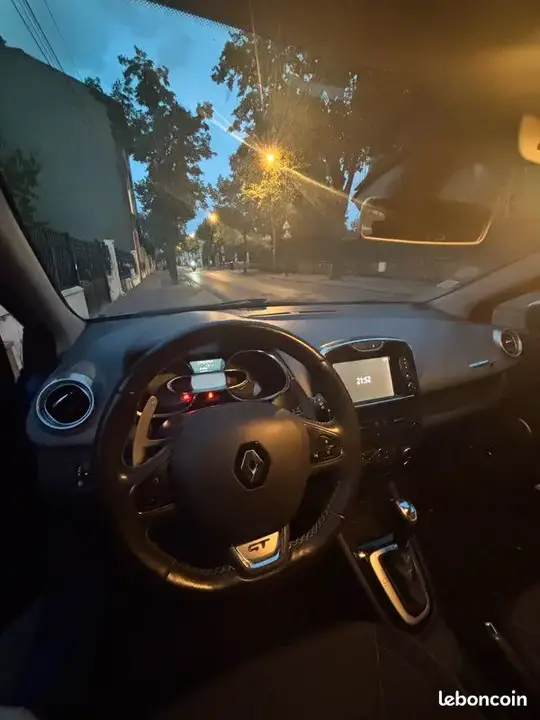 Renault Clio 2013 photo 3