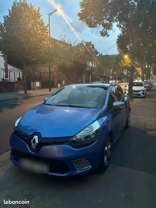 Renault Clio 2013 photo 2