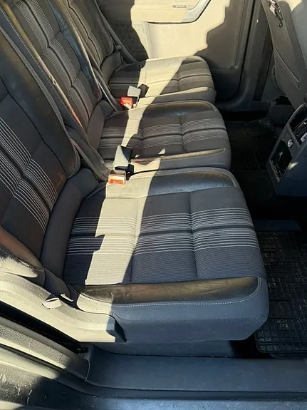 Volkswagen Touran 2012 photo 3