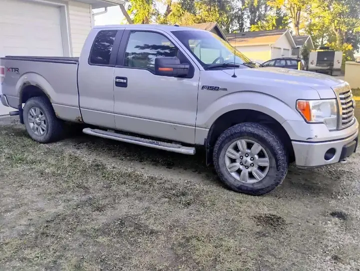 Ford F-150 2010 photo 3