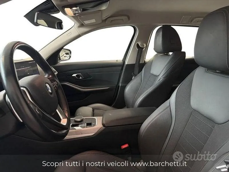 BMW 3 Series 2023 photo 4