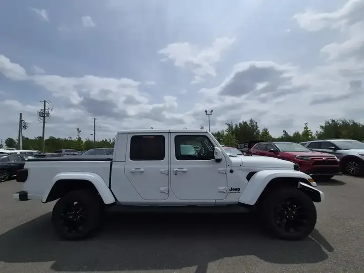 Jeep Gladiator 2023 photo 4
