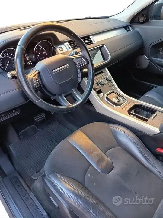 Land Rover Range Rover Evoque 2015 photo 5