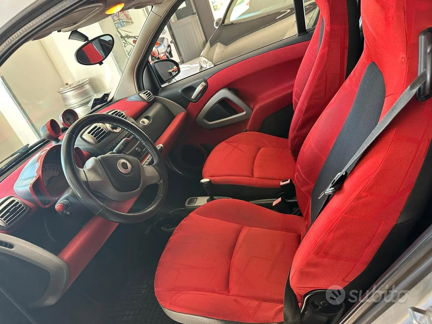 Smart Fortwo 2010 photo 4