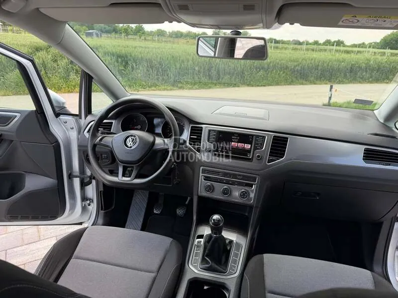 Volkswagen Golf Sportsvan 2016 photo 2