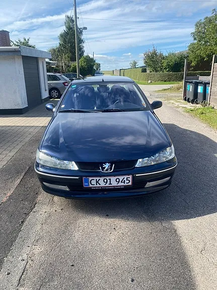 Peugeot 406