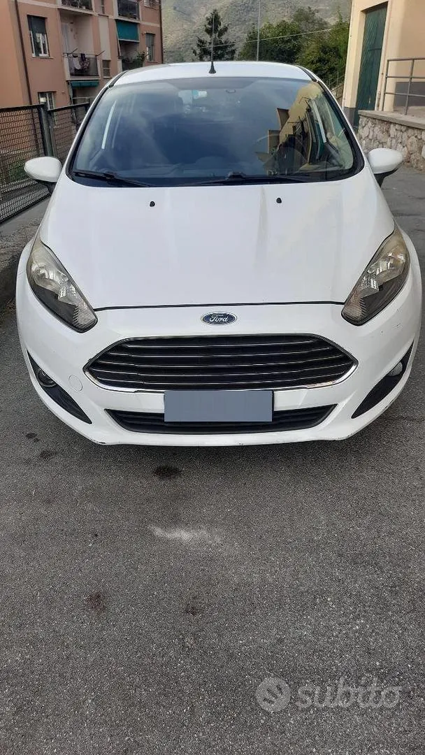 Ford Fiesta 2014 photo 4