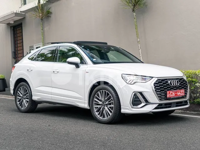 Audi Q3 2023 photo 3