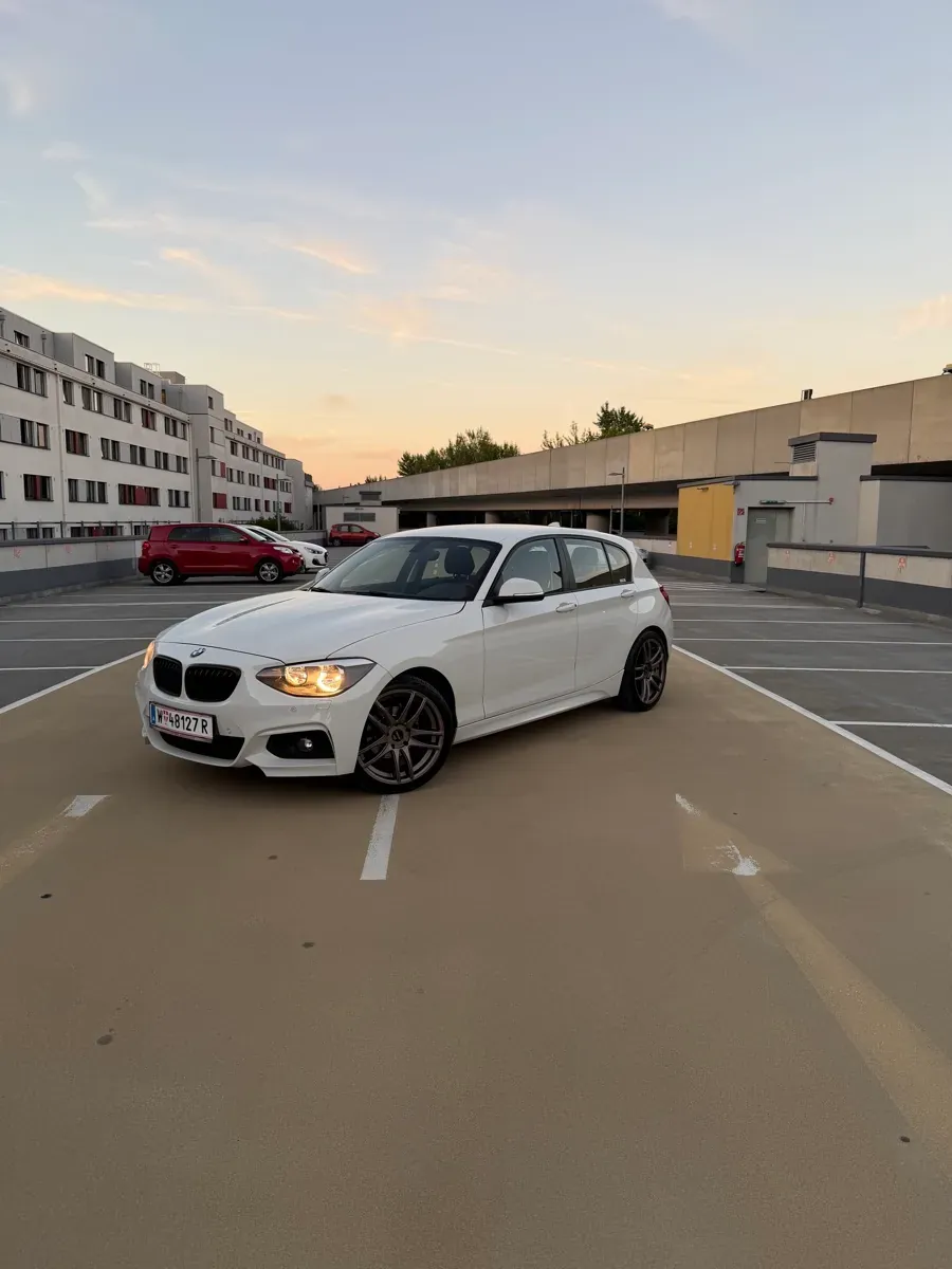 BMW 1 Series 2013 photo 2