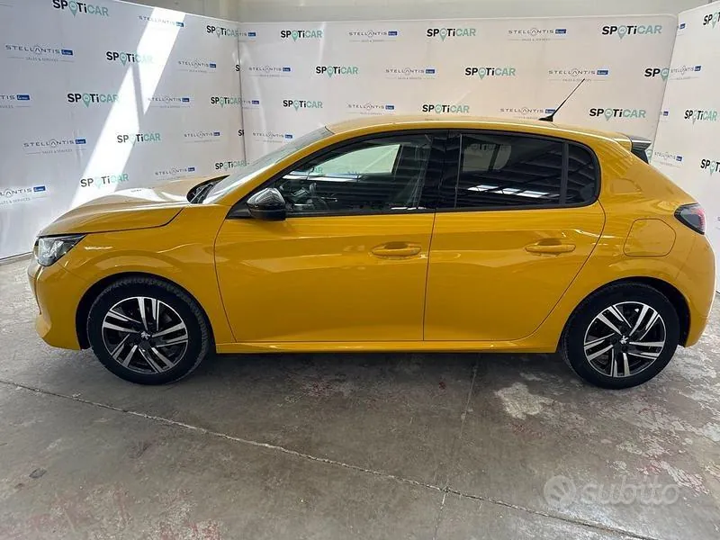 Peugeot 208 2023 photo 2
