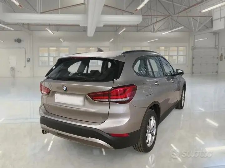BMW X1 2021 photo 4